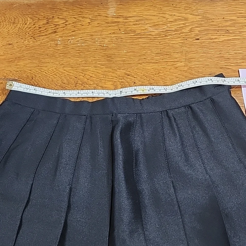 NWT Wild Fable Pleated Black Mini Skirt Sz. Med - Picture 7 of 8